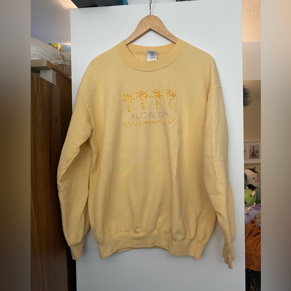 🔥Yellow Sweater with Orlando Florida embroidery